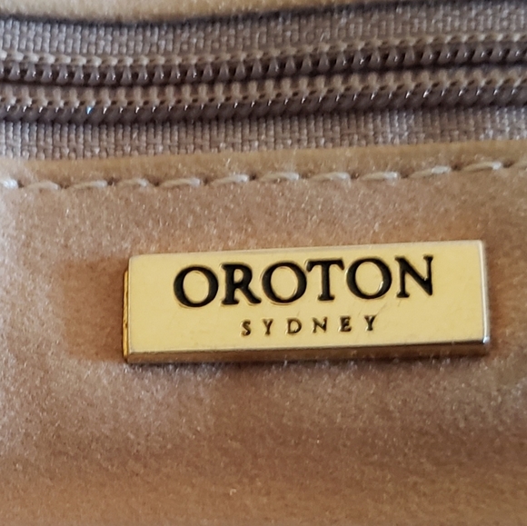 Oroton Handbag - Picture 2 of 6